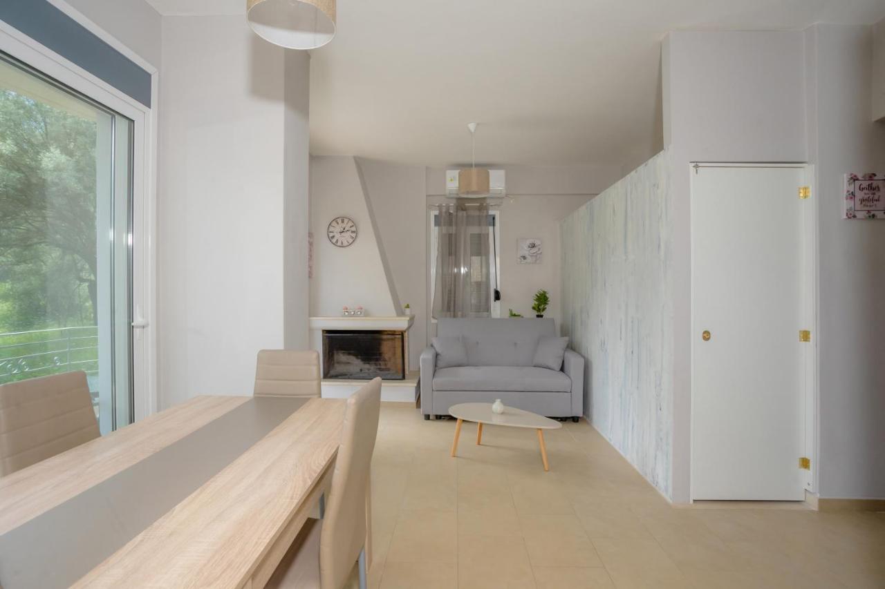 Irida'S Guesthouse Nikiana Eksteriør billede
